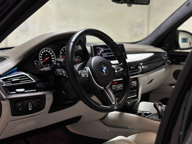 Bmw x5m 4.4 v8 m-sport f85 576hp 2015, jpv-47-k - afbeelding 13 van  49