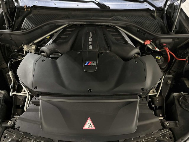 Bmw x5m 4.4 v8 m-sport f85 576hp 2015, jpv-47-k - afbeelding 43 van  49