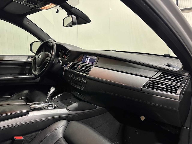Bmw x6 - m50d 4wd 2-snk-09 - afbeelding 1 van  9
