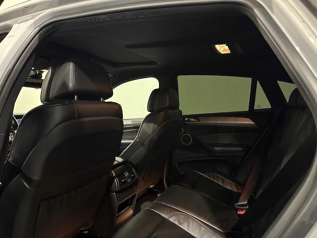 Bmw x6 - m50d 4wd 2-snk-09 - afbeelding 2 van  27