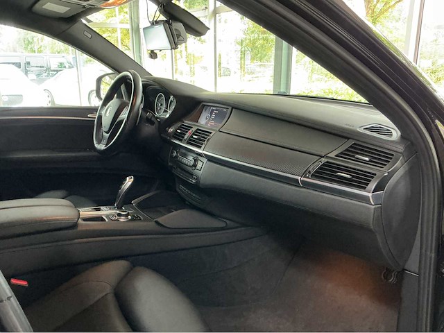 Bmw x6 m e71 | 4.4 v8 biturbo | 555 pk | 2013 | adaptive drive | head up display | comfort access | soft close | top view | btw auto - afbeelding 10 van  45