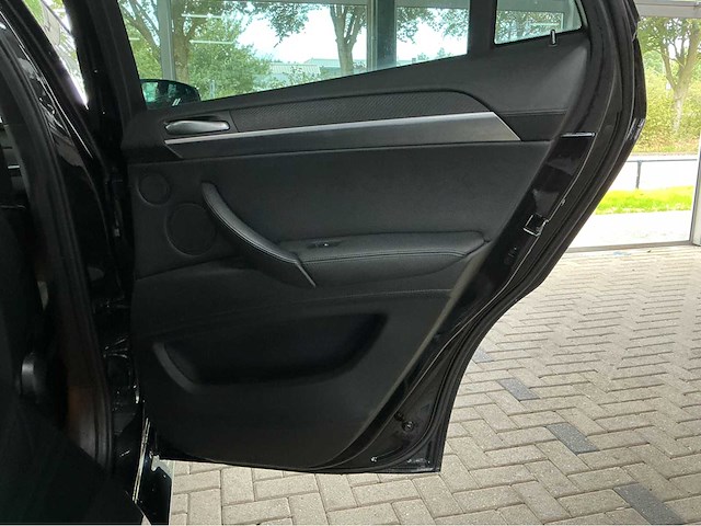 Bmw x6 m e71 | 4.4 v8 biturbo | 555 pk | 2013 | adaptive drive | head up display | comfort access | soft close | top view | btw auto - afbeelding 13 van  45