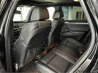 Bmw x6 m e71 | 4.4 v8 biturbo | 555 pk | 2013 | adaptive drive | head up display | comfort access | soft close | top view | btw auto - afbeelding 25 van  45
