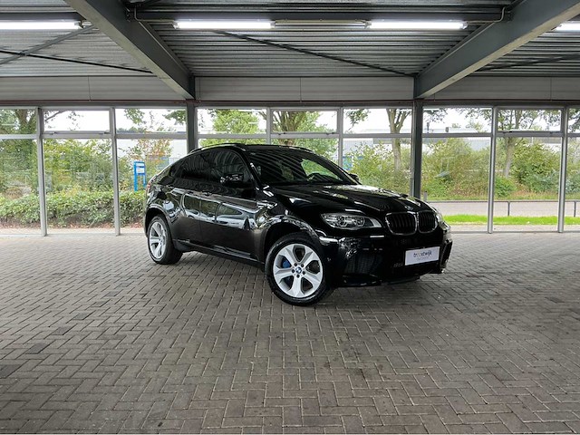 Bmw x6 m e71 | 4.4 v8 biturbo | 555 pk | 2013 | adaptive drive | head up display | comfort access | soft close | top view | btw auto - afbeelding 23 van  45