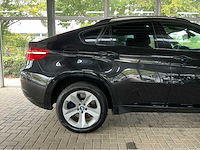 Bmw x6 m e71 | 4.4 v8 biturbo | 555 pk | 2013 | adaptive drive | head up display | comfort access | soft close | top view | btw auto - afbeelding 41 van  45