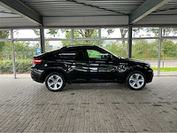 Bmw x6 m e71 | 4.4 v8 biturbo | 555 pk | 2013 | adaptive drive | head up display | comfort access | soft close | top view | btw auto - afbeelding 42 van  45