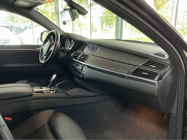 Bmw x6 m e71 | 4.4 v8 biturbo | 555 pk | 2013 | adaptive drive | head up display | comfort access | soft close | top view | btw auto - afbeelding 10 van  45