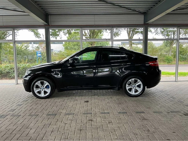 Bmw x6 m e71 | 4.4 v8 biturbo | 555 pk | 2013 | adaptive drive | head up display | comfort access | soft close | top view | btw auto - afbeelding 42 van  42