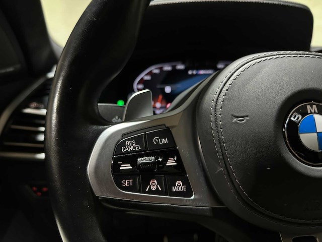 Bmw x7 m50i 4.4 v8 high executive m-sport 530pk 2021 g07, p-038-dk - afbeelding 17 van  60