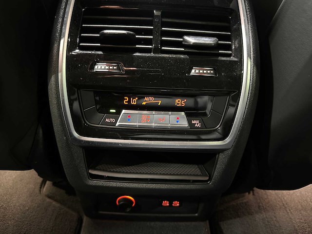 Bmw x7 m50i 4.4 v8 high executive m-sport 530pk 2021 g07, p-038-dk - afbeelding 38 van  60