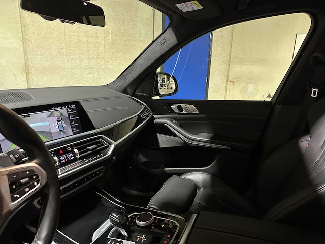 Bmw x7 m50i 4.4 v8 high executive m-sport 530pk 2021 g07, p-038-dk - afbeelding 15 van  60