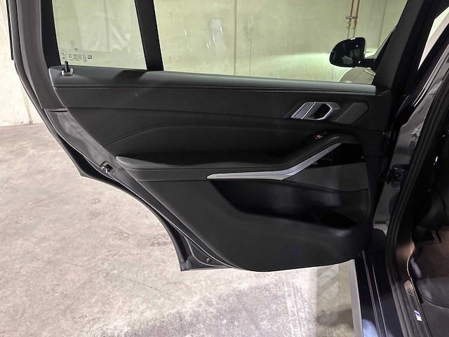 Bmw x7 m50i 4.4 v8 high executive m-sport 530pk 2021 g07, p-038-dk - afbeelding 28 van  60