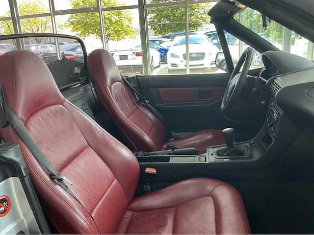 Bmw z3- 1996 - pl-vs-51 roadster - 1.8 - marge auto veel onderhoud aanwezig - afbeelding 15 van  37