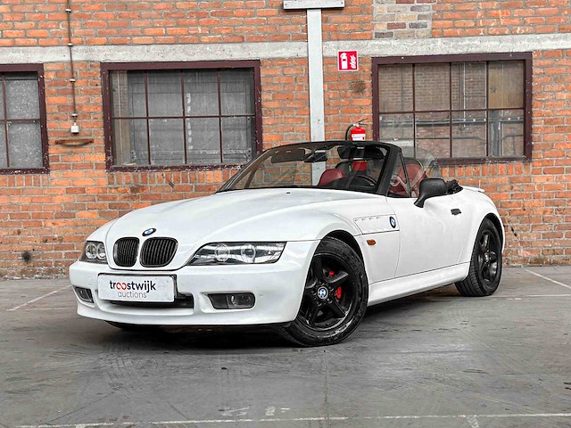 Bmw z3 roadster 1.8 116pk 1997, 01-nv-hx - afbeelding 1 van  35