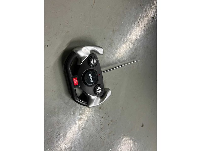 Bmw z4 elektrische kinderauto - afbeelding 7 van  7