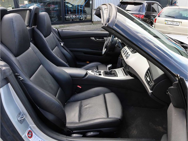 Bmw z4 roadster sdrive18i executive 2014 1ste eigenaar origineel nl, 1-tls-59 - afbeelding 26 van  45