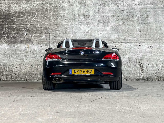 Bmw z4 roadster sdrive23i executive hardtop 204pk 2010, n-126-bz -handgeschakeld- - afbeelding 34 van  48