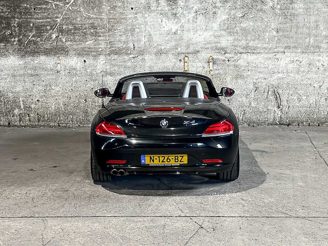Bmw z4 roadster sdrive23i executive hardtop 204pk 2010, n-126-bz -handgeschakeld- - afbeelding 35 van  48