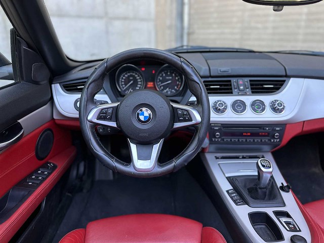 Bmw z4 roadster sdrive23i executive hardtop 204pk 2010, n-126-bz -handgeschakeld- - afbeelding 43 van  48