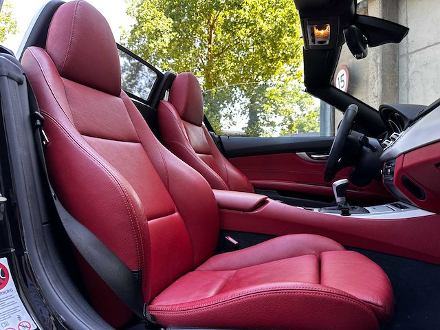 Bmw z4 roadster sdrive23i executive hardtop 204pk 2010, n-126-bz -handgeschakeld- - afbeelding 16 van  48
