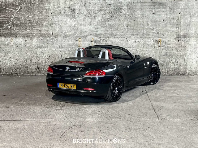 Bmw z4 roadster sdrive23i executive hardtop 204pk 2010, n-126-bz -handgeschakeld- - afbeelding 2 van  50