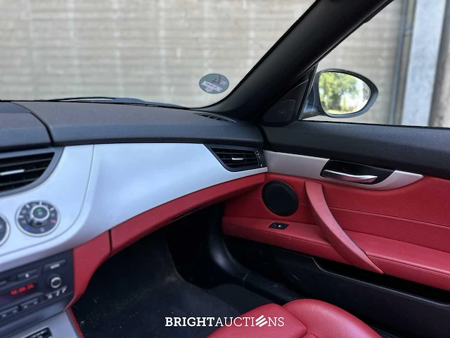 Bmw z4 roadster sdrive23i executive hardtop 204pk 2010, n-126-bz -handgeschakeld- - afbeelding 22 van  50