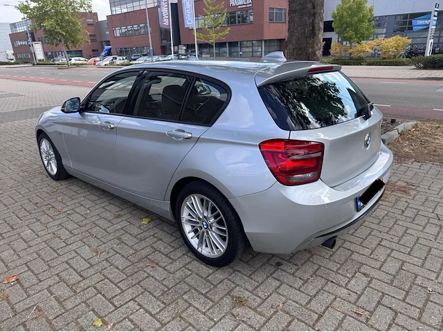 Bmw - afbeelding 10 van  15