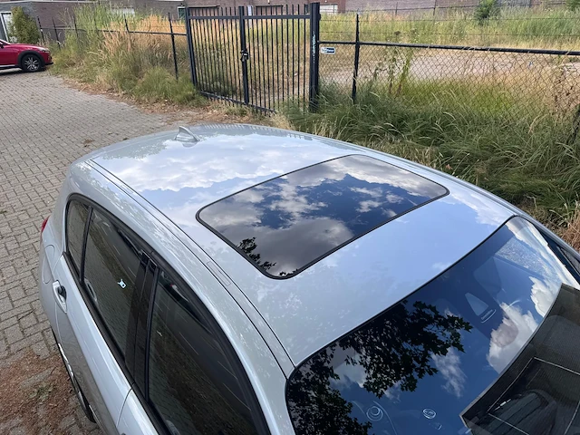 Bmw - afbeelding 12 van  15