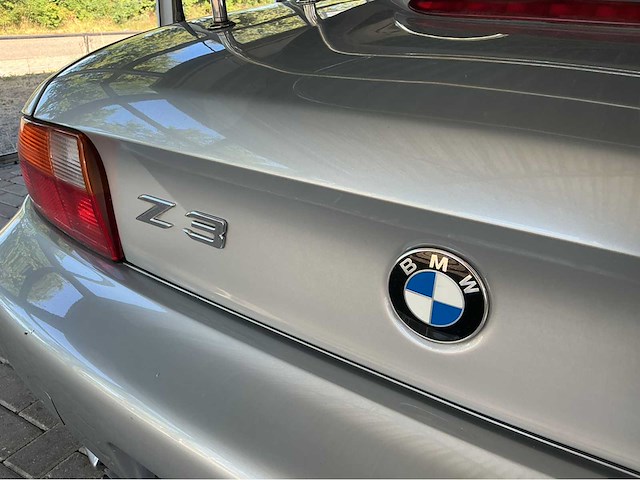 Bmw/z3 cabriolet /m sport stoelen uitvoering / 1.8/ 114 pk marge auto - afbeelding 4 van  28