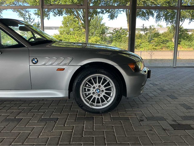 Bmw/z3 cabriolet /m sport stoelen uitvoering / 1.8/ 114 pk marge auto - afbeelding 5 van  28