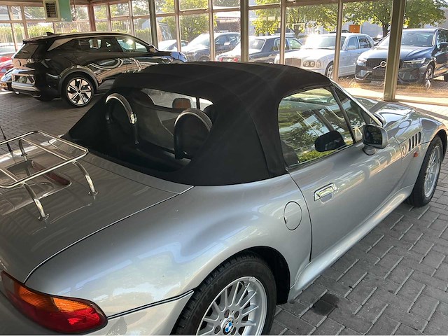 Bmw/z3 cabriolet /m sport stoelen uitvoering / 1.8/ 114 pk marge auto - afbeelding 6 van  28