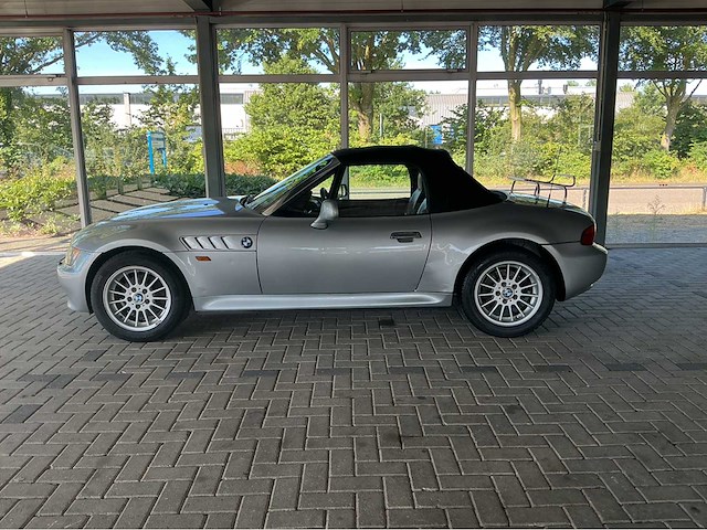 Bmw/z3 cabriolet /m sport stoelen uitvoering / 1.8/ 114 pk marge auto - afbeelding 8 van  28