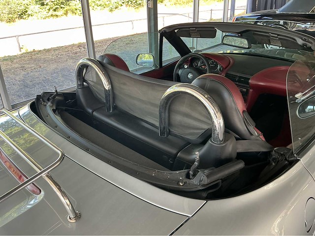 Bmw/z3 cabriolet /m sport stoelen uitvoering / 1.8/ 114 pk marge auto - afbeelding 9 van  28