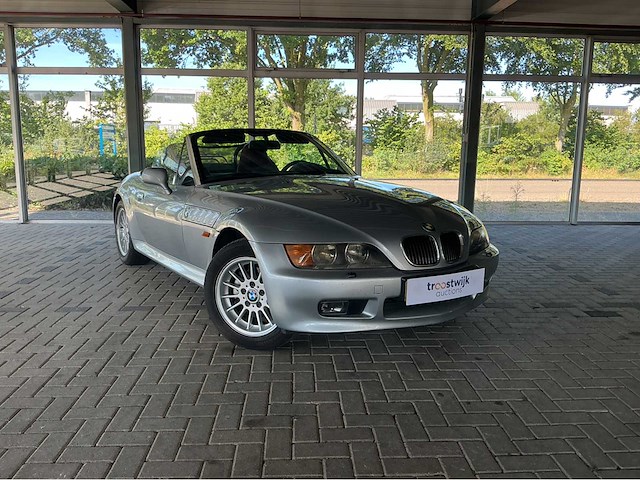 Bmw/z3 cabriolet /m sport stoelen uitvoering / 1.8/ 114 pk marge auto - afbeelding 22 van  28
