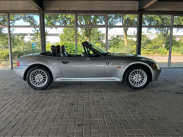 Bmw/z3 cabriolet /m sport stoelen uitvoering / 1.8/ 114 pk marge auto - afbeelding 24 van  28