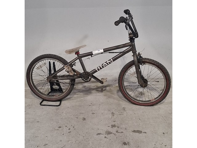 Bmx fiets, titan - afbeelding 1 van  12