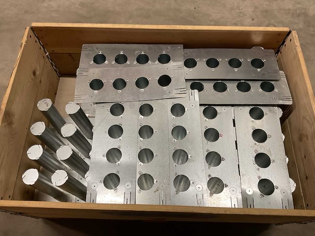 Bnr 3.04 schachtplaat (20x) - afbeelding 1 van  3