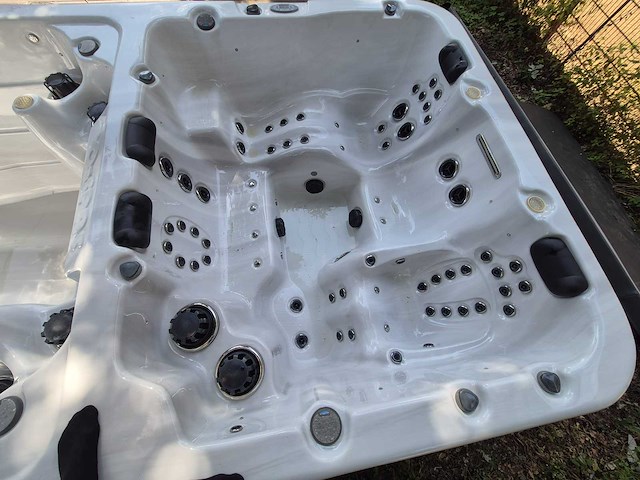 Bo spas zwemspa dubbele cabine 15 persoons jacuzzi en buitenspa - afbeelding 7 van  23