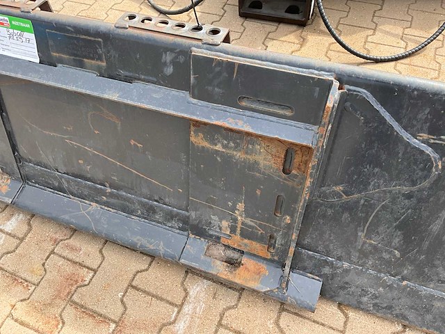 Bobcat 213 cm hd c/l schepbak - afbeelding 8 van  9