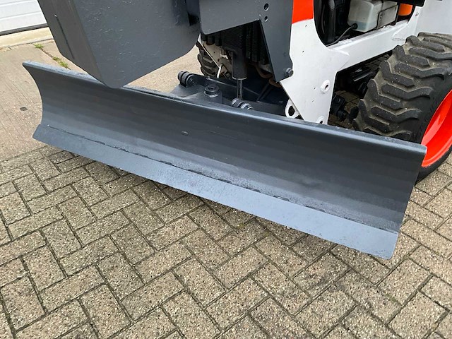 Bobcat 3023 4x4 tractor - afbeelding 14 van  14