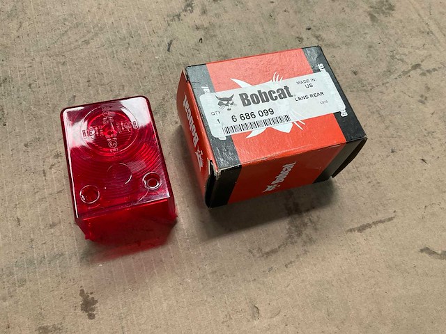 Bobcat 6686099 lens rear (2x) - afbeelding 1 van  3