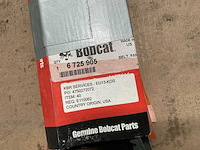 Bobcat 6725905 drive belt (3x) - afbeelding 2 van  3