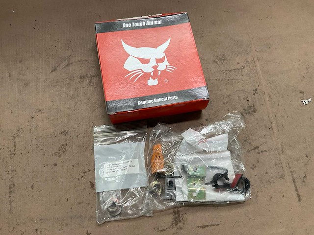 Bobcat 7104465 door switch - afbeelding 1 van  3