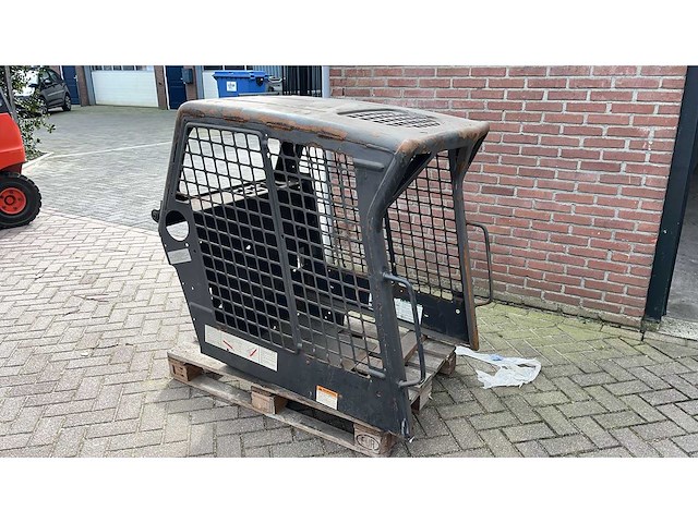 Bobcat g series schranklader cabine - afbeelding 1 van  3
