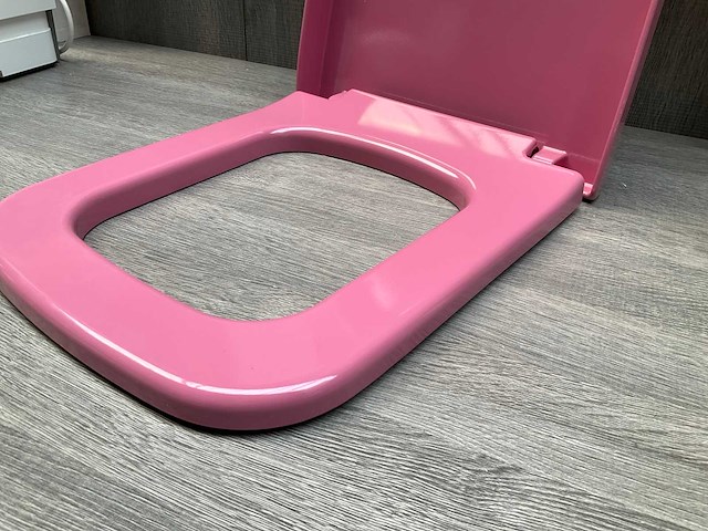 Bocchi scala roze toiletzitting - afbeelding 5 van  9