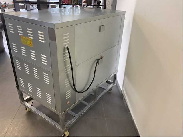 Boccuzzi ycd-2-4d1 heteluchtoven - afbeelding 1 van  4