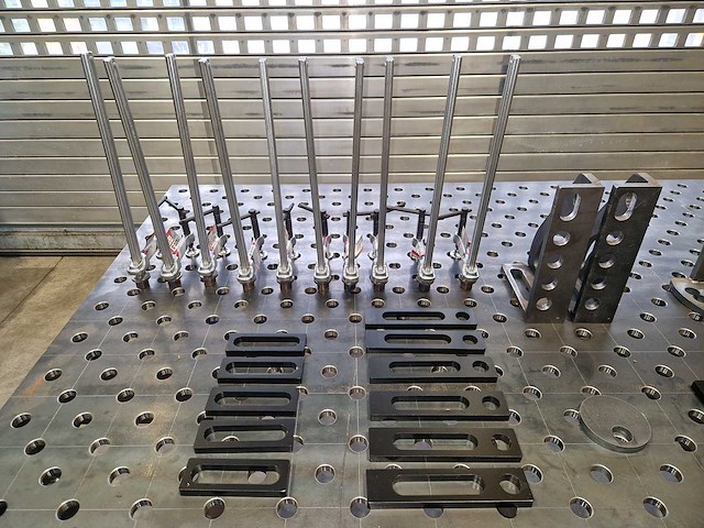 Bode - l2414 - welding table - 2024 - afbeelding 4 van  8