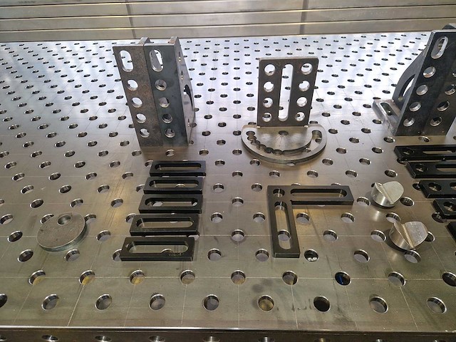 Bode - l3015 - welding table - 2024 - afbeelding 4 van  9