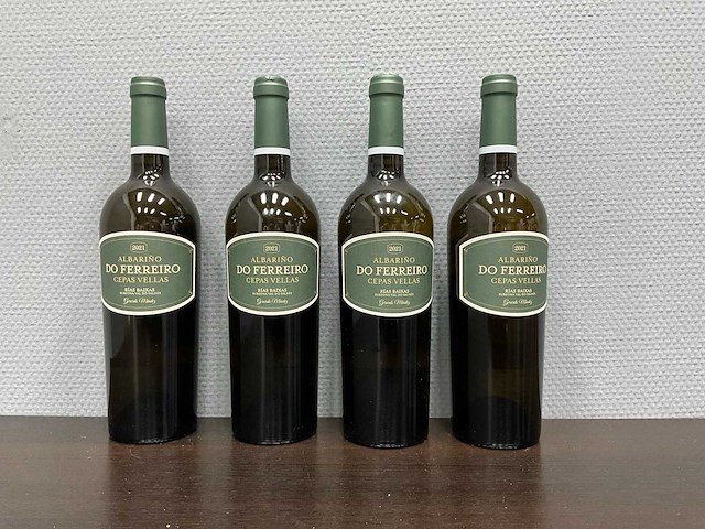 Bodega gerardo mendez albarino 'cepas vellas' 2021 (4x) - afbeelding 1 van  3
