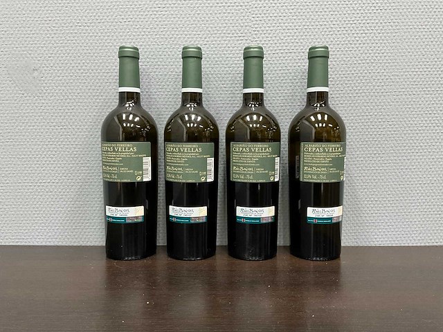 Bodega gerardo mendez albarino 'cepas vellas' 2021 (4x) - afbeelding 2 van  3